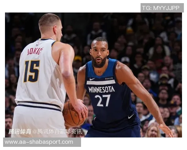 华子称戈贝尔在场时对手不敢轻易冲筐我们难以填补他的空缺 华子称戈贝尔在场时对手不敢轻易冲筐我们难以填补他的空缺