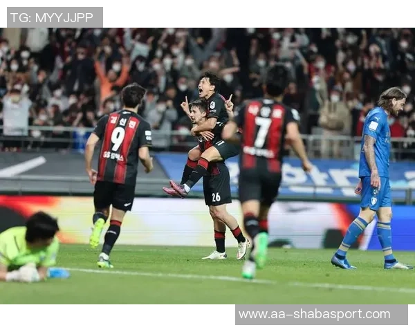 阿克谈高位逼抢对控球的影响球队战术需适应新趋势