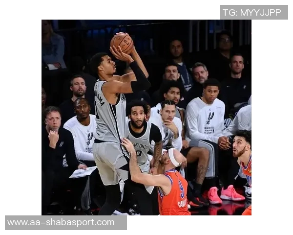 尼克斯夺冠喜讯传遍全城谁是最兴奋的那个人呢 尼克斯夺冠喜讯传遍全城谁是最兴奋的那个人呢