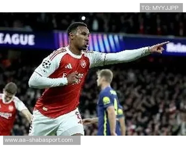 英超中卫评分榜揭晓加布里埃尔领跑格伊紧随其后查洛巴位列第三