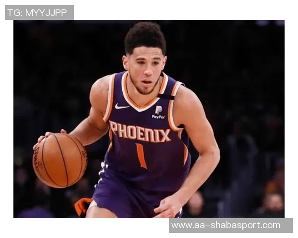 布克谈狄龙关键时刻表现称球队希望他持续带来积极能量